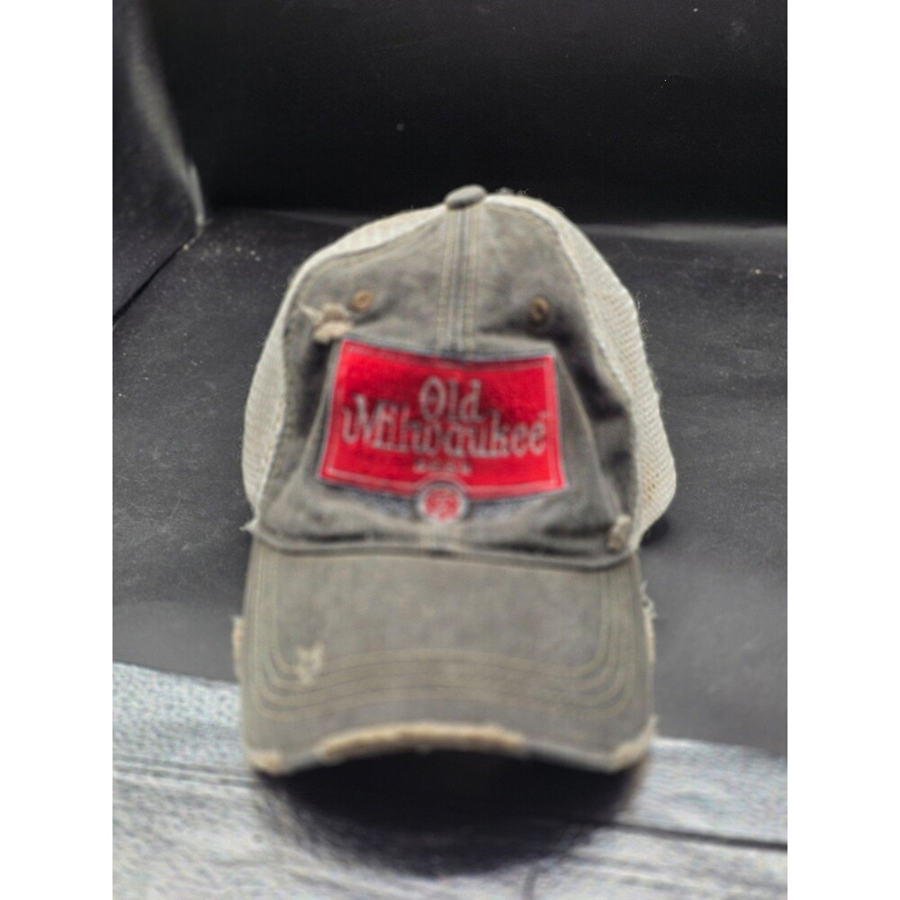 Vintage Old Milwaukee Distressed Trucker Snapback Hat Retro Brand